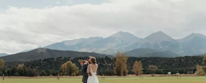 we love this shot of the mountains | perfect destination weddings in colorado